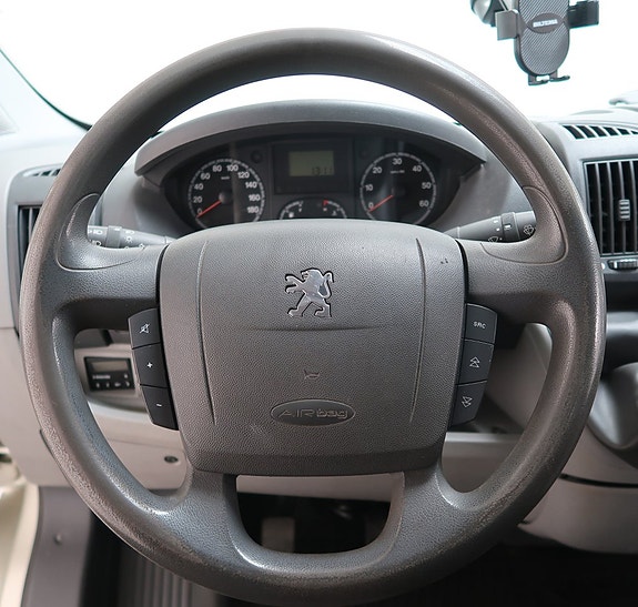 Peugeot Boxer 7 of 18
