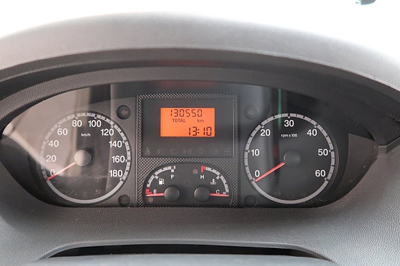 Peugeot Boxer 8 of 18