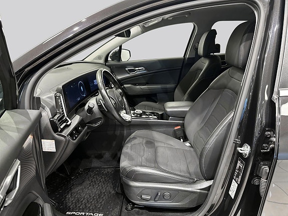 Kia Sportage 8 of 17