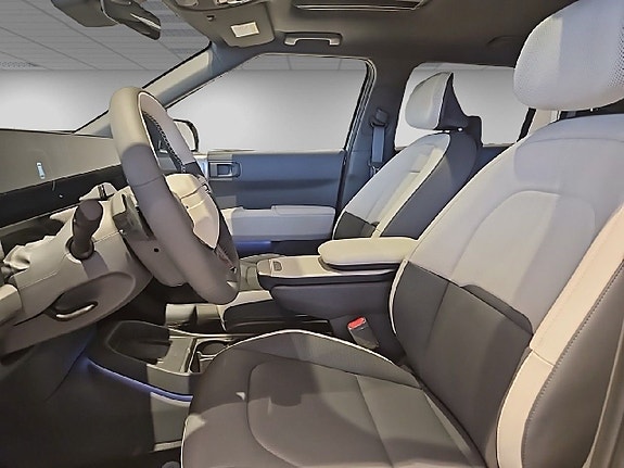 Kia EV3 8 of 15