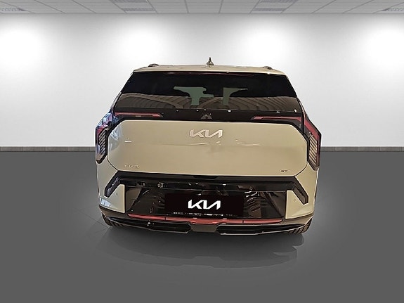Kia EV3 5 of 5