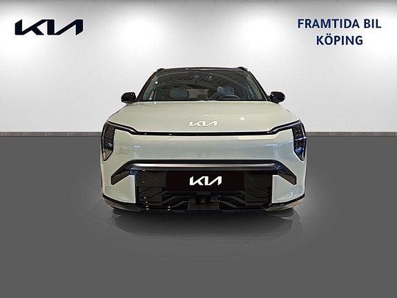 Kia EV3 2 of 5