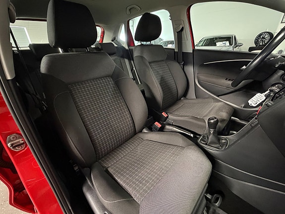 Volkswagen Polo 24 of 26