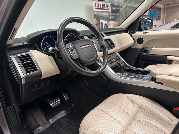 Land Rover Range Rover Sport 10 of 25