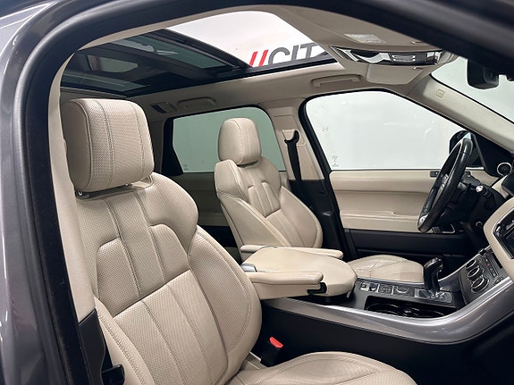 Land Rover Range Rover Sport 15 of 25