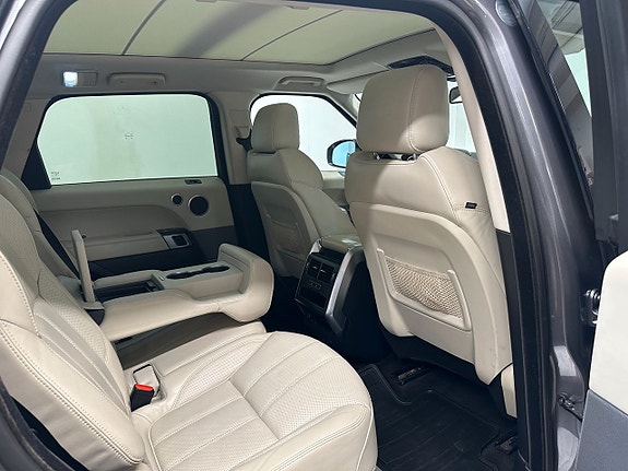 Land Rover Range Rover Sport 24 of 25