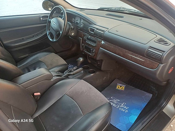 Chrysler Sebring 6 of 19