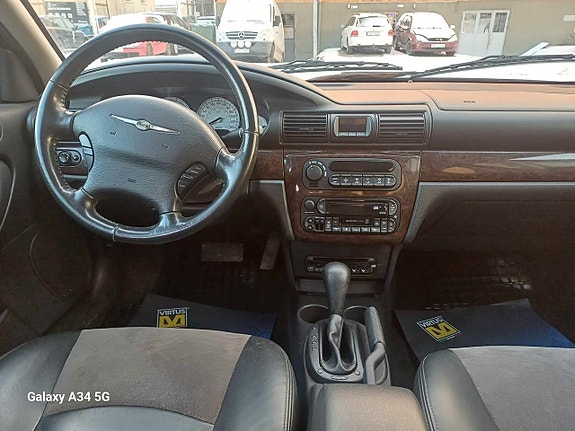 Chrysler Sebring 19 of 19