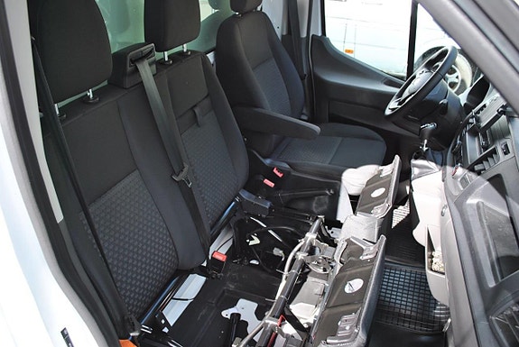 Ford Transit 16 of 17