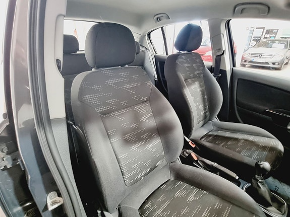 Opel Corsa 16 of 23