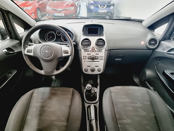 Opel Corsa 11 of 23