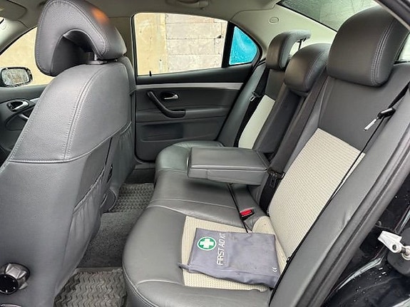 Saab 9-3 7 of 19