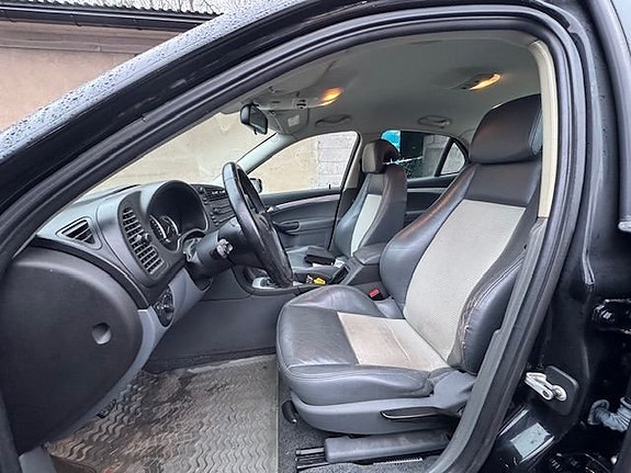 Saab 9-3 9 of 19