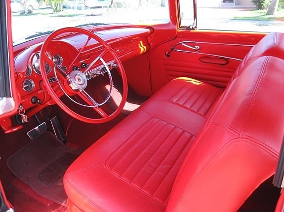 Ford Fairlane 6 of 26