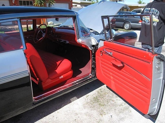 Ford Fairlane 17 of 26