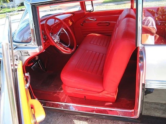 Ford Fairlane 4 of 5
