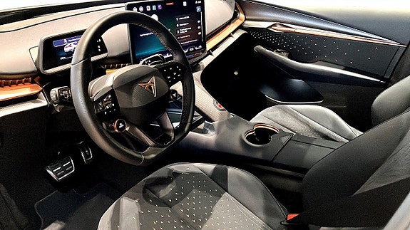 Cupra Tavascan 8 of 11