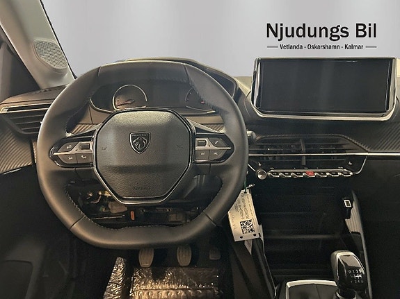 Peugeot 208 8 of 9
