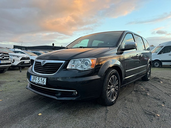 Lancia Voyager