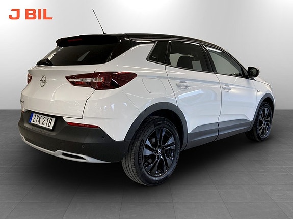 Opel Grandland X 4 of 5