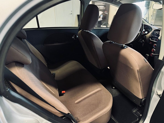 Citroen C-Zero 19 of 22