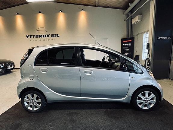Citroen C-Zero 2 of 5