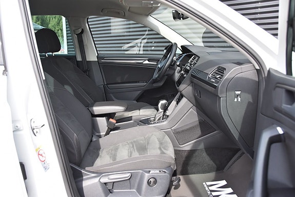 Volkswagen Tiguan 12 of 20