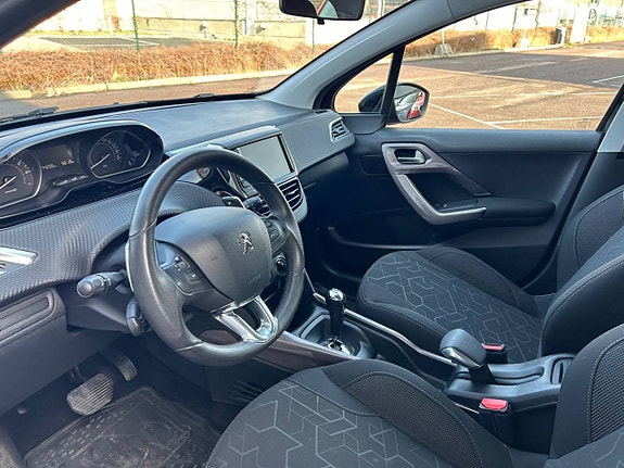 Peugeot 2008 16 of 30