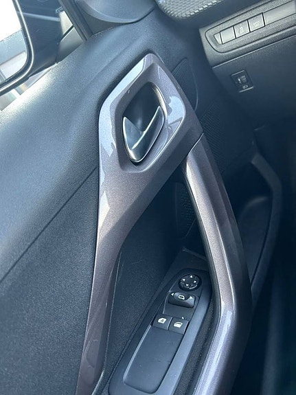 Peugeot 2008 15 of 30