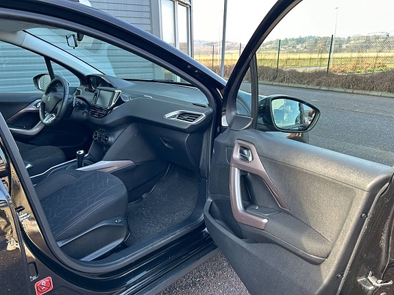 Peugeot 2008 11 of 30