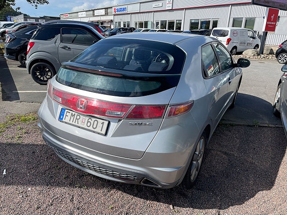 Honda Civic 3 of 8