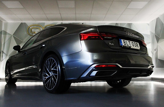 Audi A5 7 of 27
