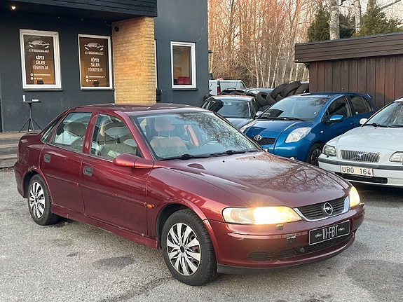 Opel Vectra 2 of 5