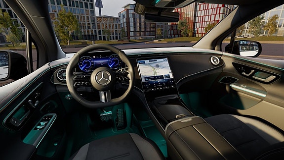 Mercedes-Benz EQE350 11 of 17