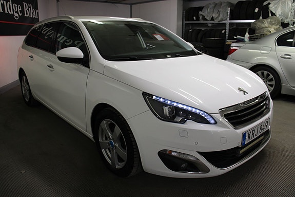 Peugeot 308 3 of 16