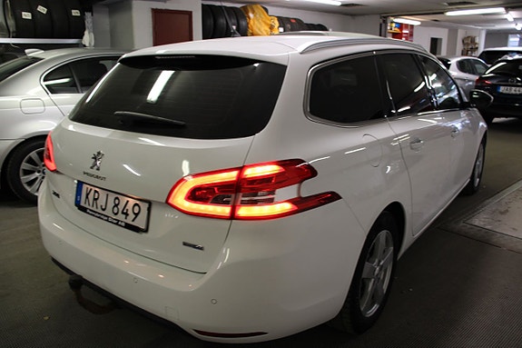 Peugeot 308 15 of 16