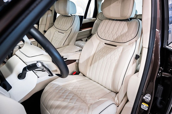 Land Rover Range Rover 13 of 25