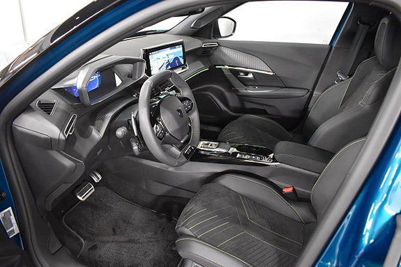 Peugeot e-2008 5 of 5