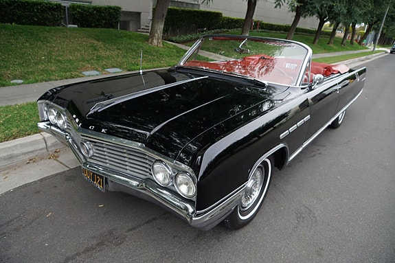 Buick Electra 225 2 of 2