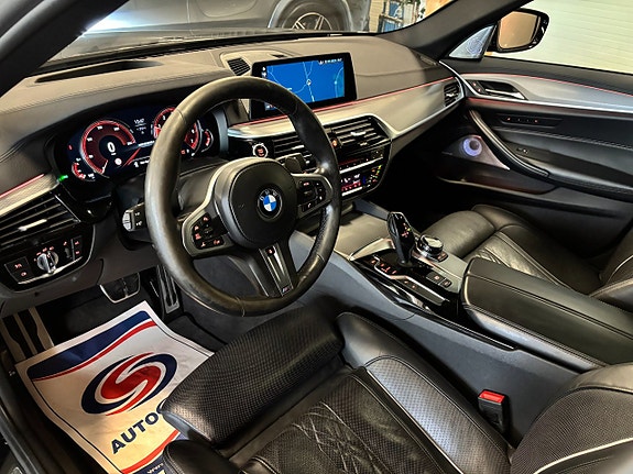 BMW M550i 7 of 30