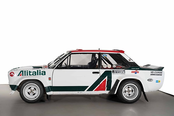 Fiat 131 2 of 27