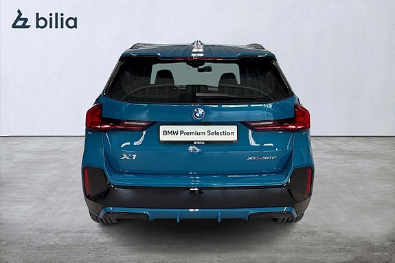 BMW X1 4 of 5