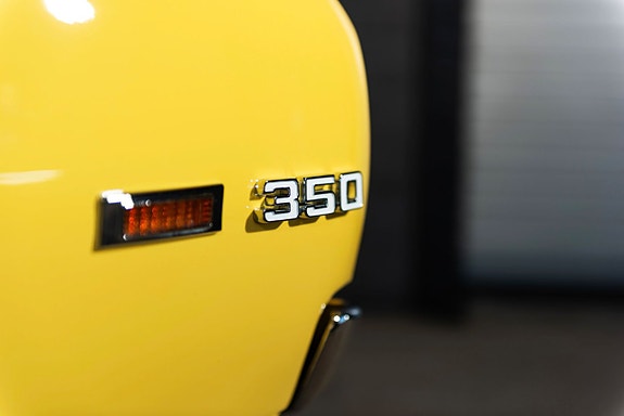 Chevrolet Camaro 6 of 27