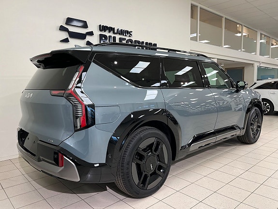 Kia EV9 3 of 23