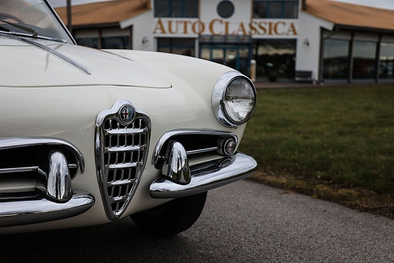 Alfa Romeo Giulietta 9 of 20