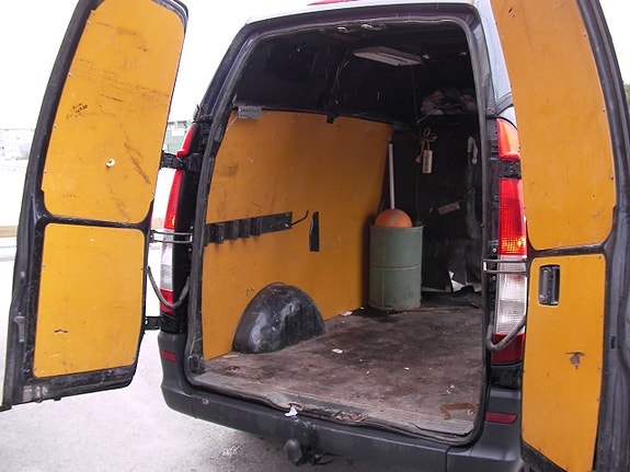 Mercedes-Benz Vito 111 14 of 15