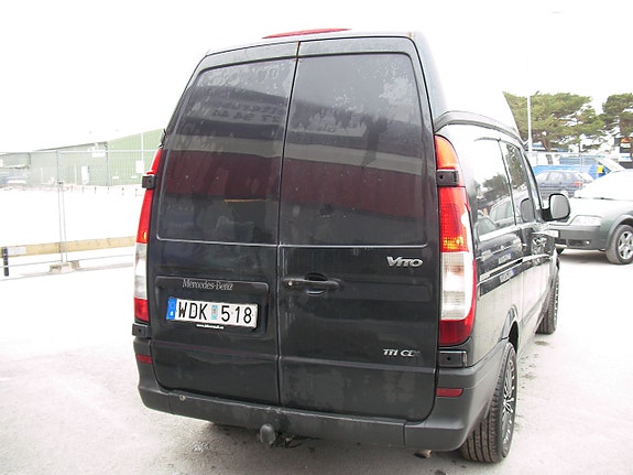 Mercedes-Benz Vito 111 10 of 15