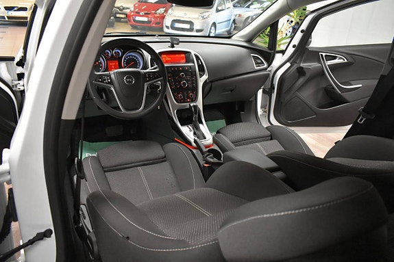 Opel Astra 16 of 24