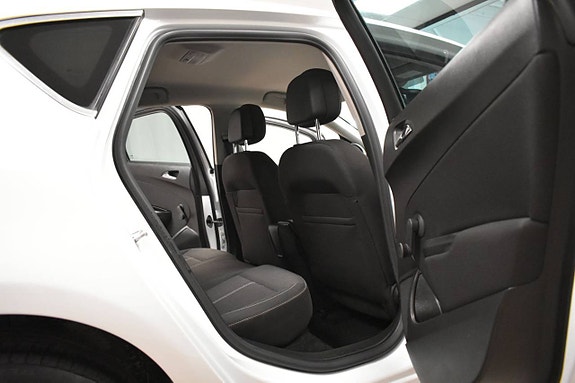 Opel Astra 14 of 24