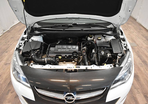 Opel Astra 10 of 24